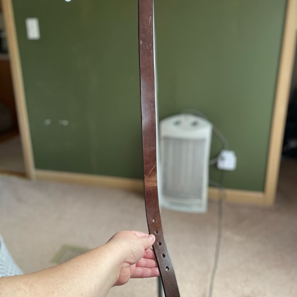 Dockers Leather belt for kids size small - Picture 6 of 6